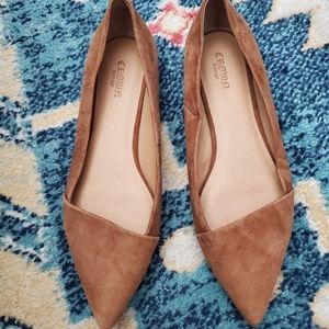 Suede point toe crown vintage flats